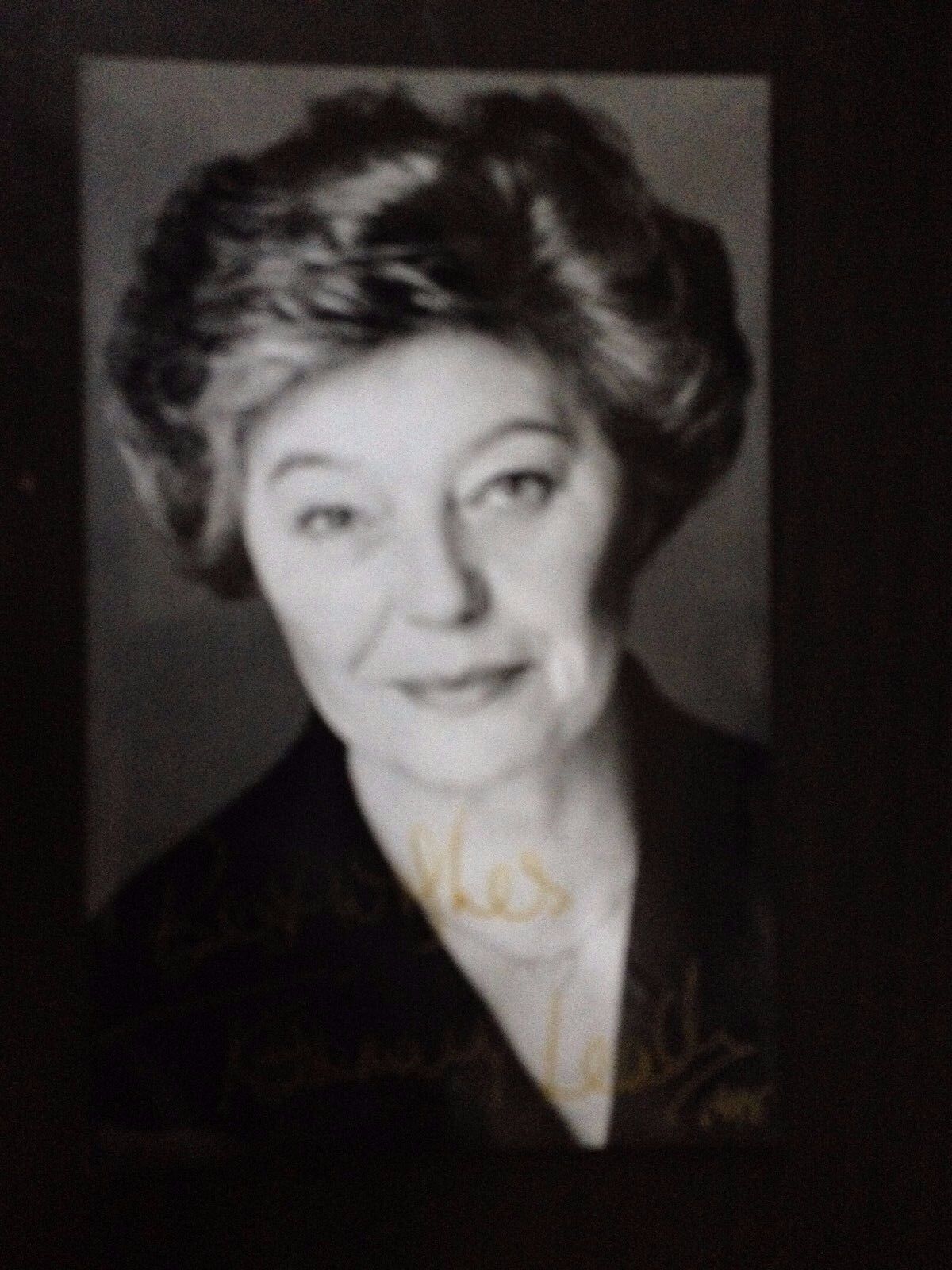 ROSEMARY LEACH - POPULAR ENGLISH ACTRESS - STUNNING SIGNED Photo Poster painting