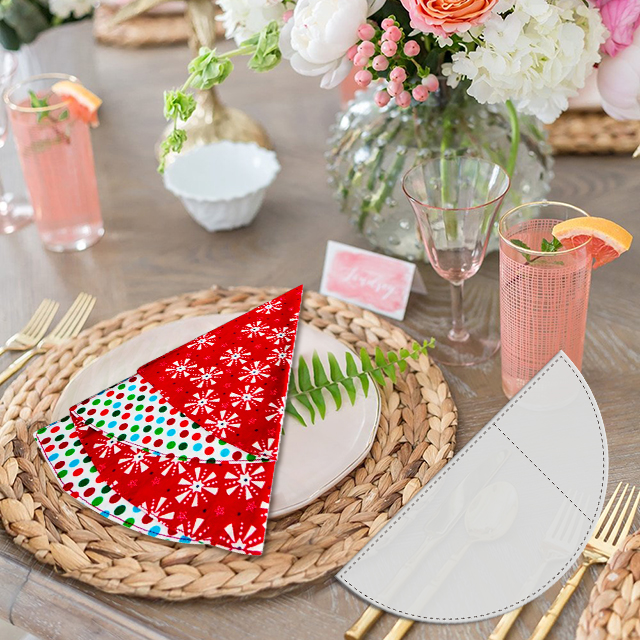 Easy DIY Christmas Placemats Includes Instructions + Template