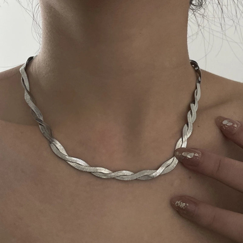 Elegant Minimalist Geometric Titanium Steel Necklace