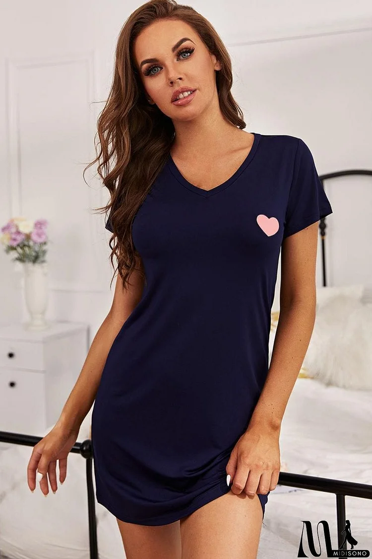 Heart Graphic Short Sleeve Night Dress