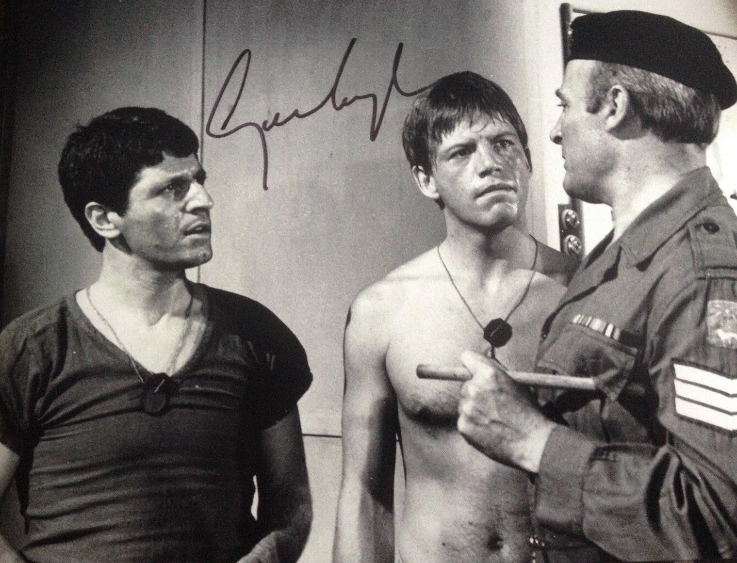 GEORGE LAYTON - STAND UP VIRGIN SOLDIERS ACTOR - SUPERB SIGNED Photo Poster paintingGRAPH