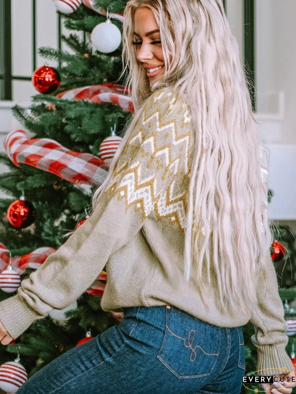 Cozy Gray Geometric Knit Round Neck Sweater