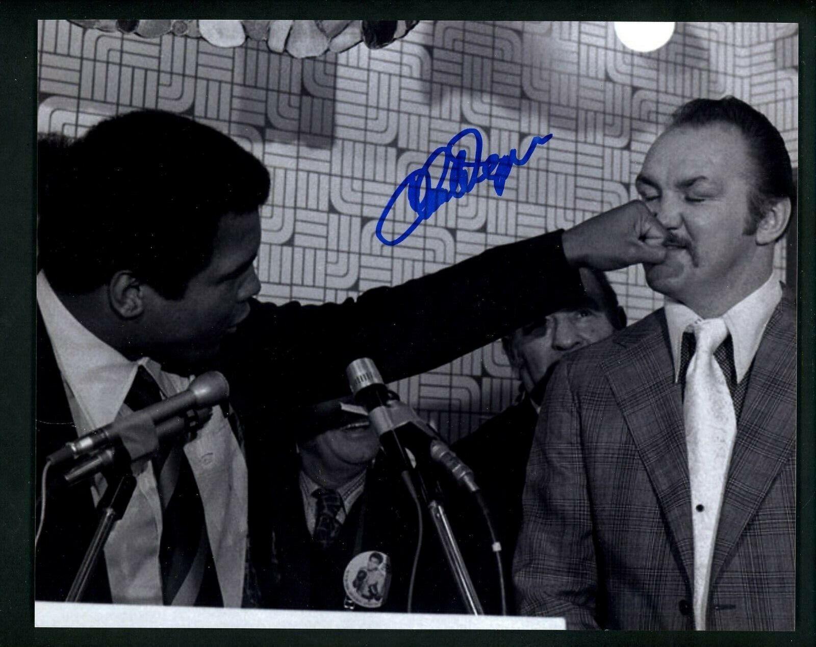 Chuck Wepner Signed Autographed 8 x 10 Photo Poster painting at Muhammad Ali press conference