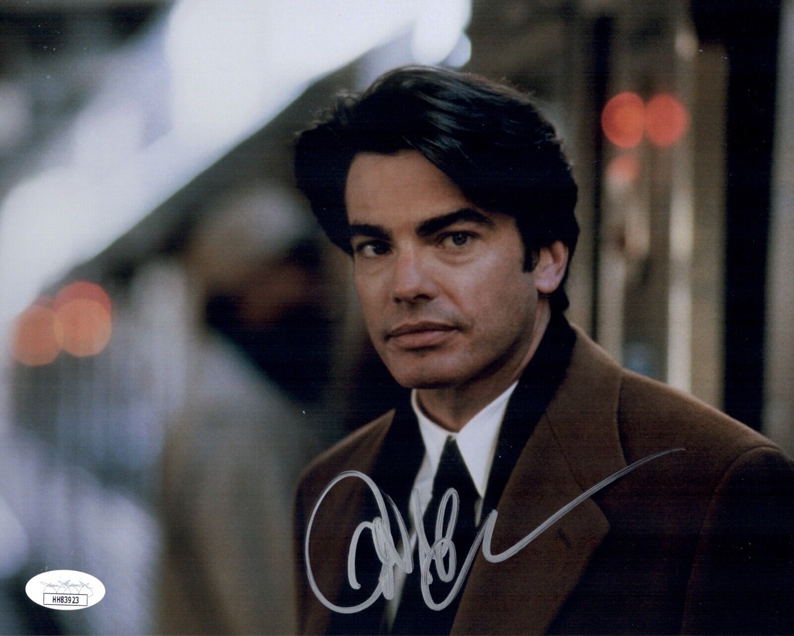 PETER GALLAGHER Signed 8x10 Photo Poster painting COVERT AFFAIRS Autograph JSA COA Cert