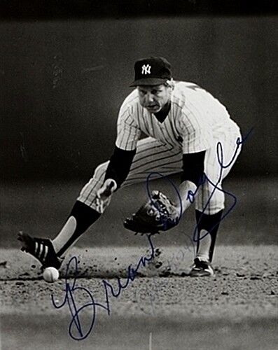 BRIAN DOYLE-NY YANKEES AUTOGRAPHED TEAM ISSUED GLOSSY 4X5 Photo Poster painting