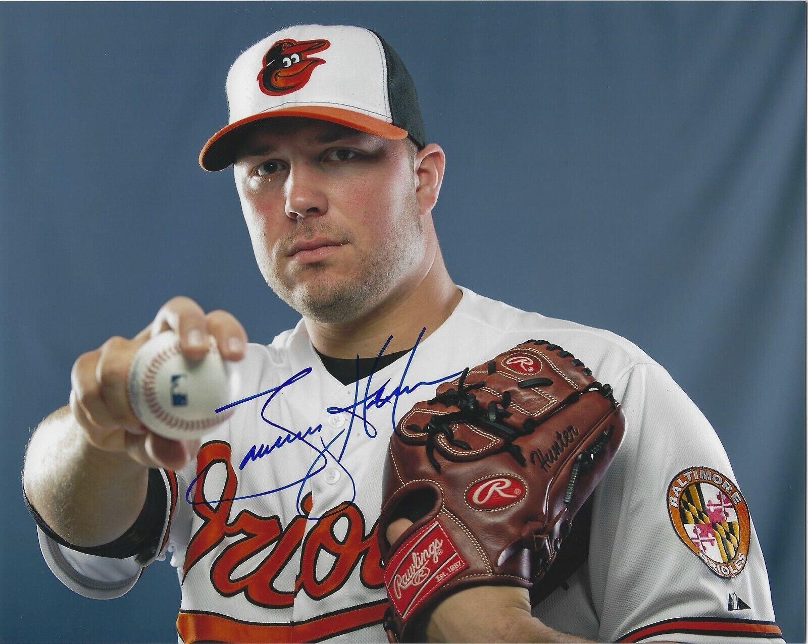 Signed 8x10 TOMMY HUNTER Baltimore Orioles Autographed Photo Poster painting- COA