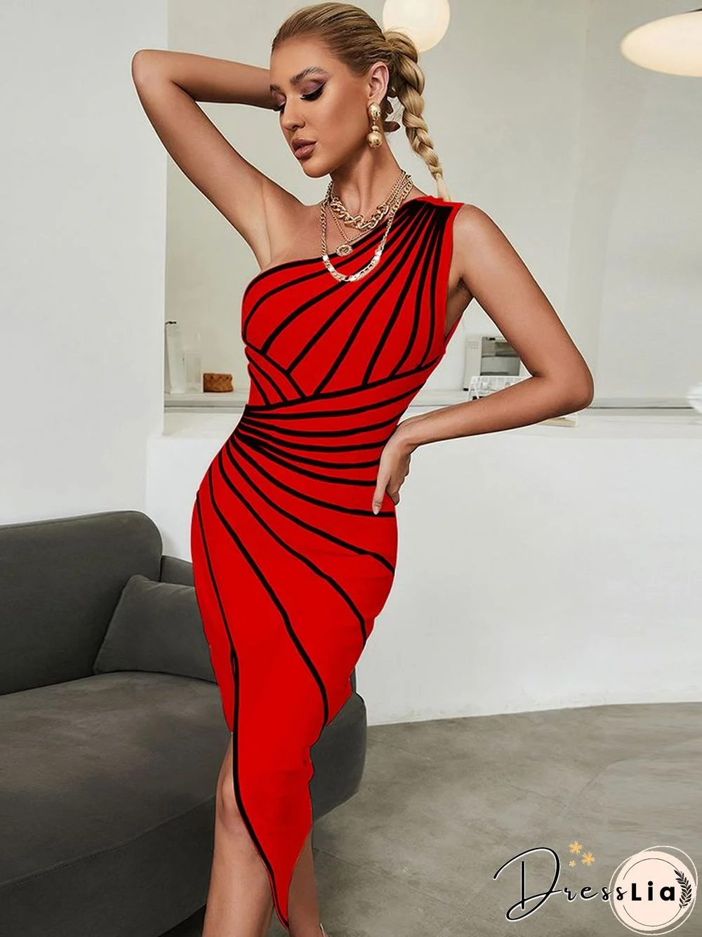 Bandage Dress New Women's Party Dress Elegant Sexy High Quality Nude One Shoulder Bodycon Dress Club Summer Fashion Runway