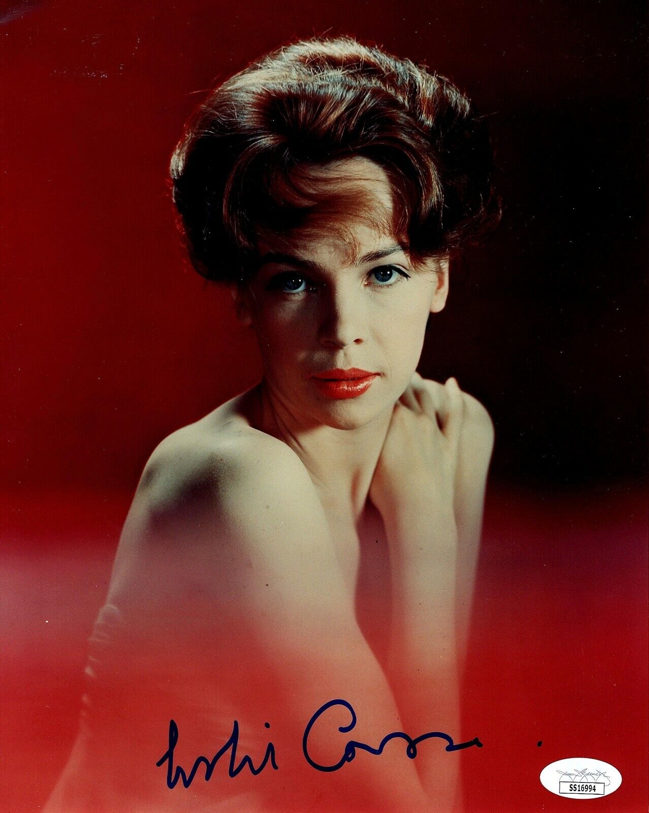LESLIE CARON Autograph Hand SIGNED 8x10 Photo Poster painting BEAUTIFUL JSA CERTIFIED AUTHENTIC