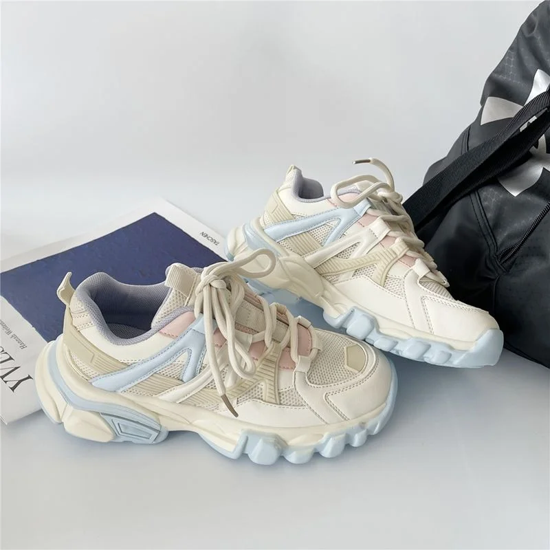 Beautiful Summer Women Shoes 2021 Breathable Girls Chunky Sneakers Woman Lightweight Sport Shoes Stylish White Shoes For Girls