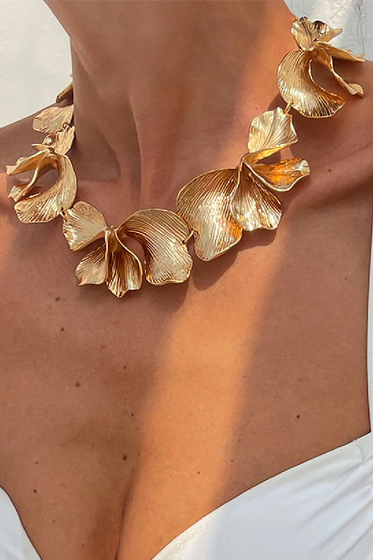 Party Alloy Wrinkle Texture 3D Petal Flower Necklace Earrings 2024 - Xpluswear