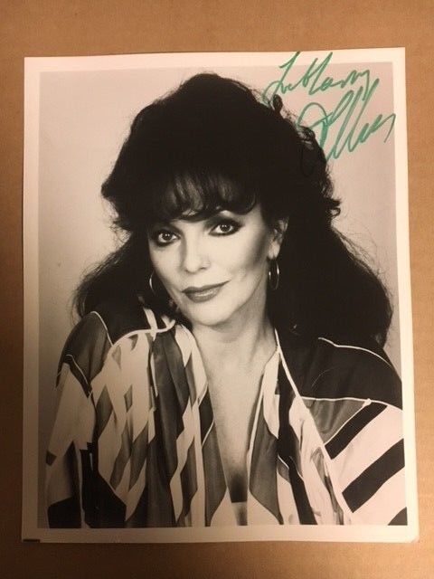 Joan Collins Black & White Vintage 8x10 Signed Photo Poster painting COA**