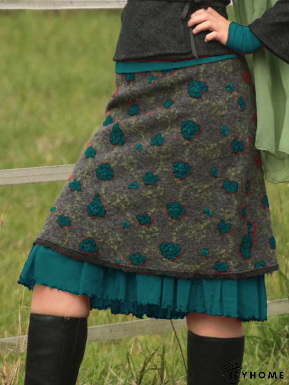 Women Multicolor Floral Woollen Mini Skirt | IFYHOME