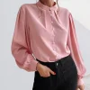 Chemise boutonnée en mousseline de soie à col montant pour femme