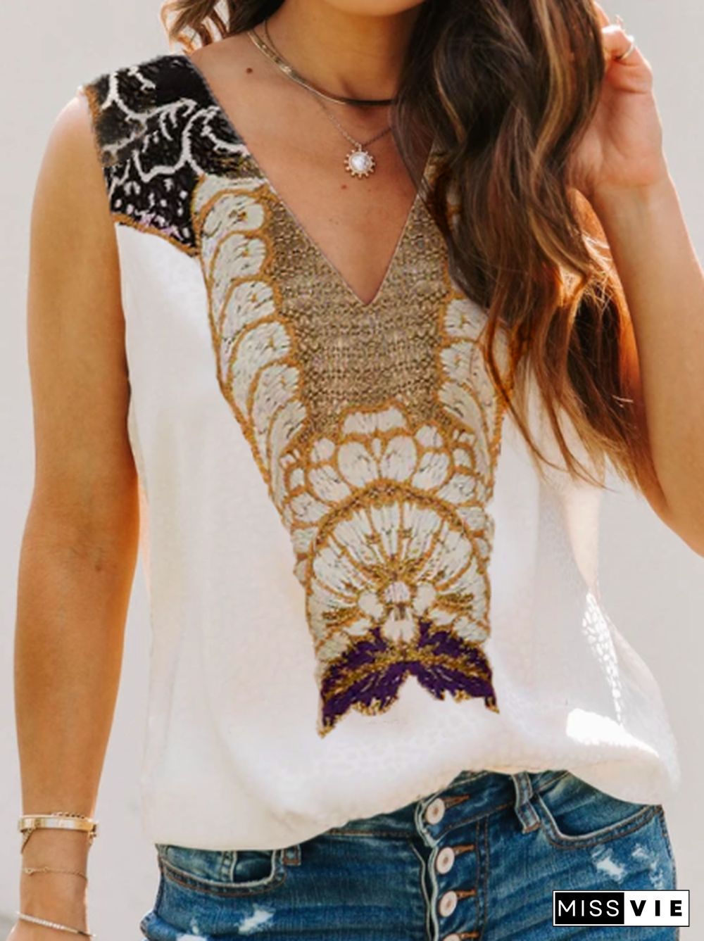 Sleeveless V Neck Geometric Casual T-shirt