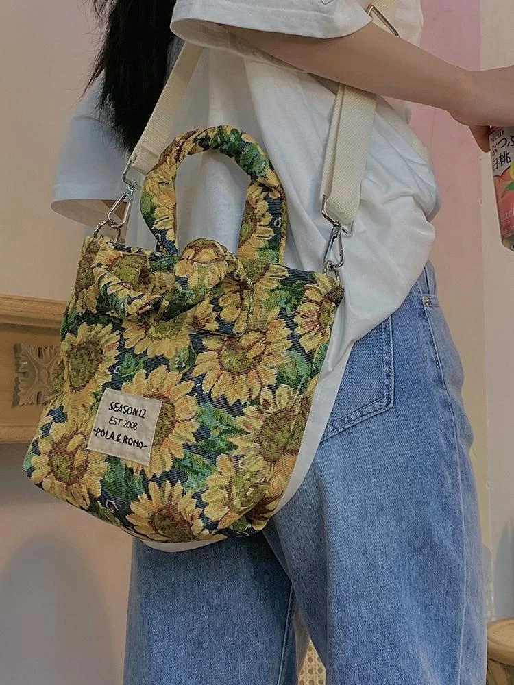 Korean Fashion Retro Chrysanthemum Canvas Bag SP16691