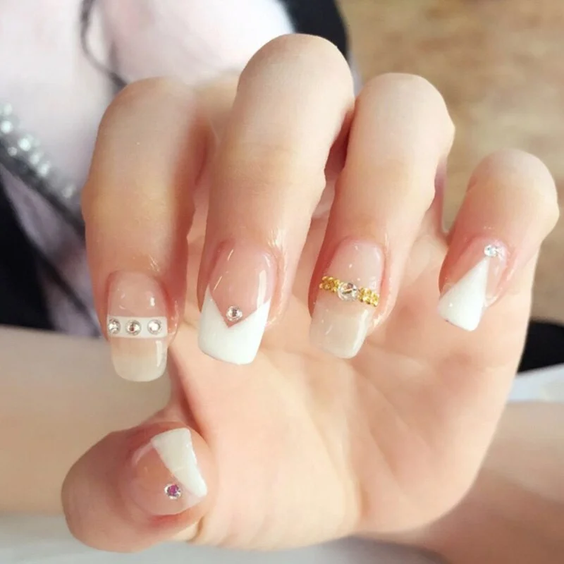 Bride Shining Rhinestone Wedding False Nails Ladies Simple Fashion French Fake Nails White Beige Acrylic Nail Tips With Glue-Nail Inspo