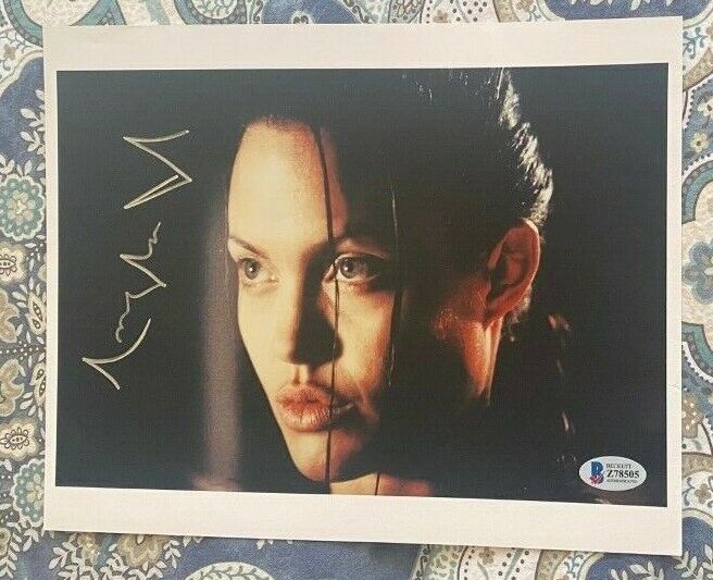 Angelina Jolie signed autographed 8x10 Photo Poster painting Tomb Raider Beckett COA