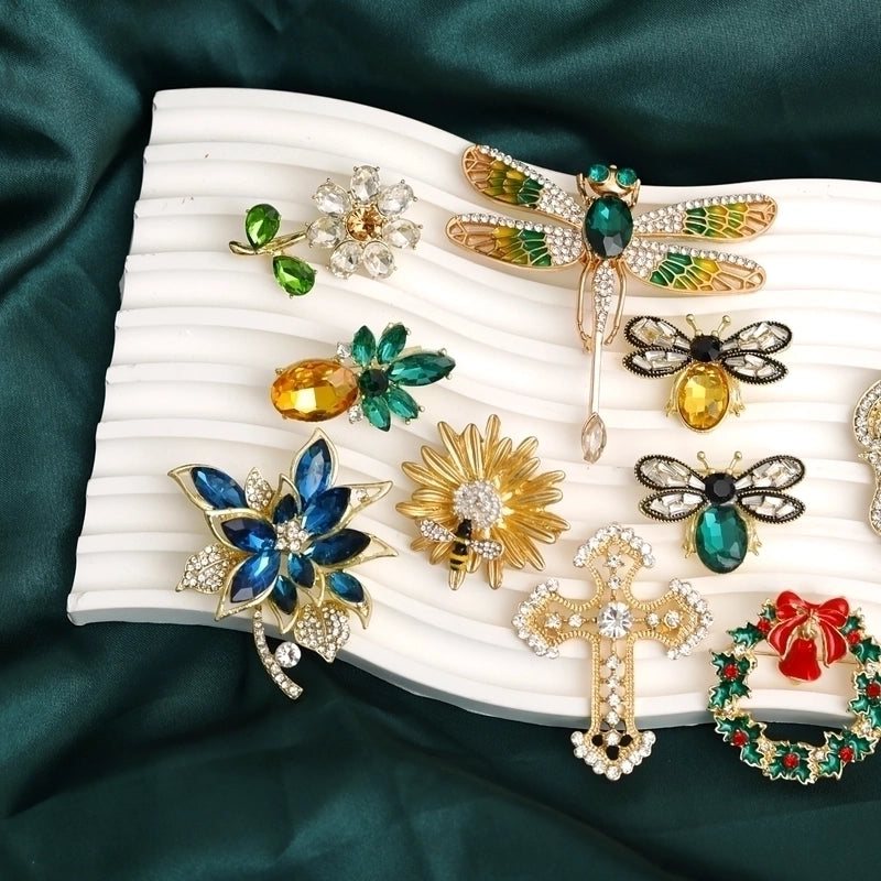 Elegant Minimalist Bee Dragonfly Alloy Plating Inlay Rhinestones Pearl Women's Brooches 1 Piece