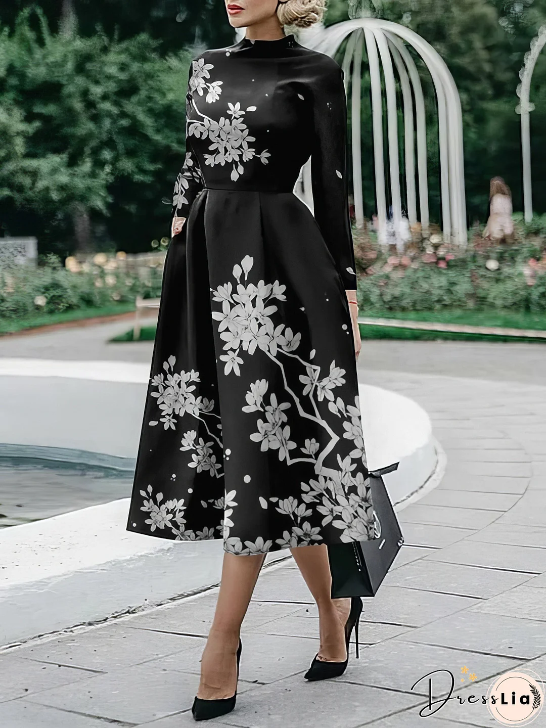 Long Sleeve Fitted Printed Midi Dress