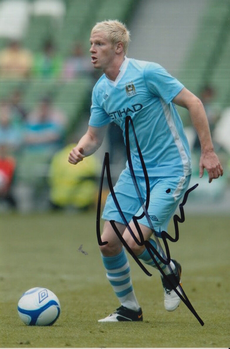 MANCHESTER CITY HAND SIGNED RYAN MCGIVERN 6X4 Photo Poster painting MAN CITY 1.