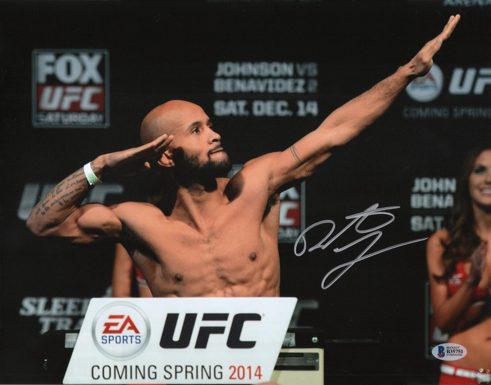 Demetrious Johnson Signed 11x14 Photo Poster painting BAS Beckett COA UFC Picture Autograph 126