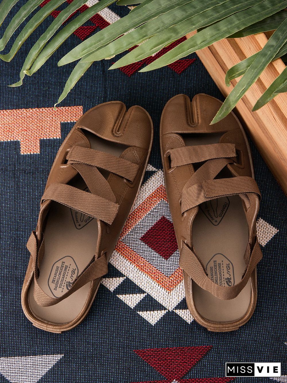 Casual Plain Split Toe Sandals