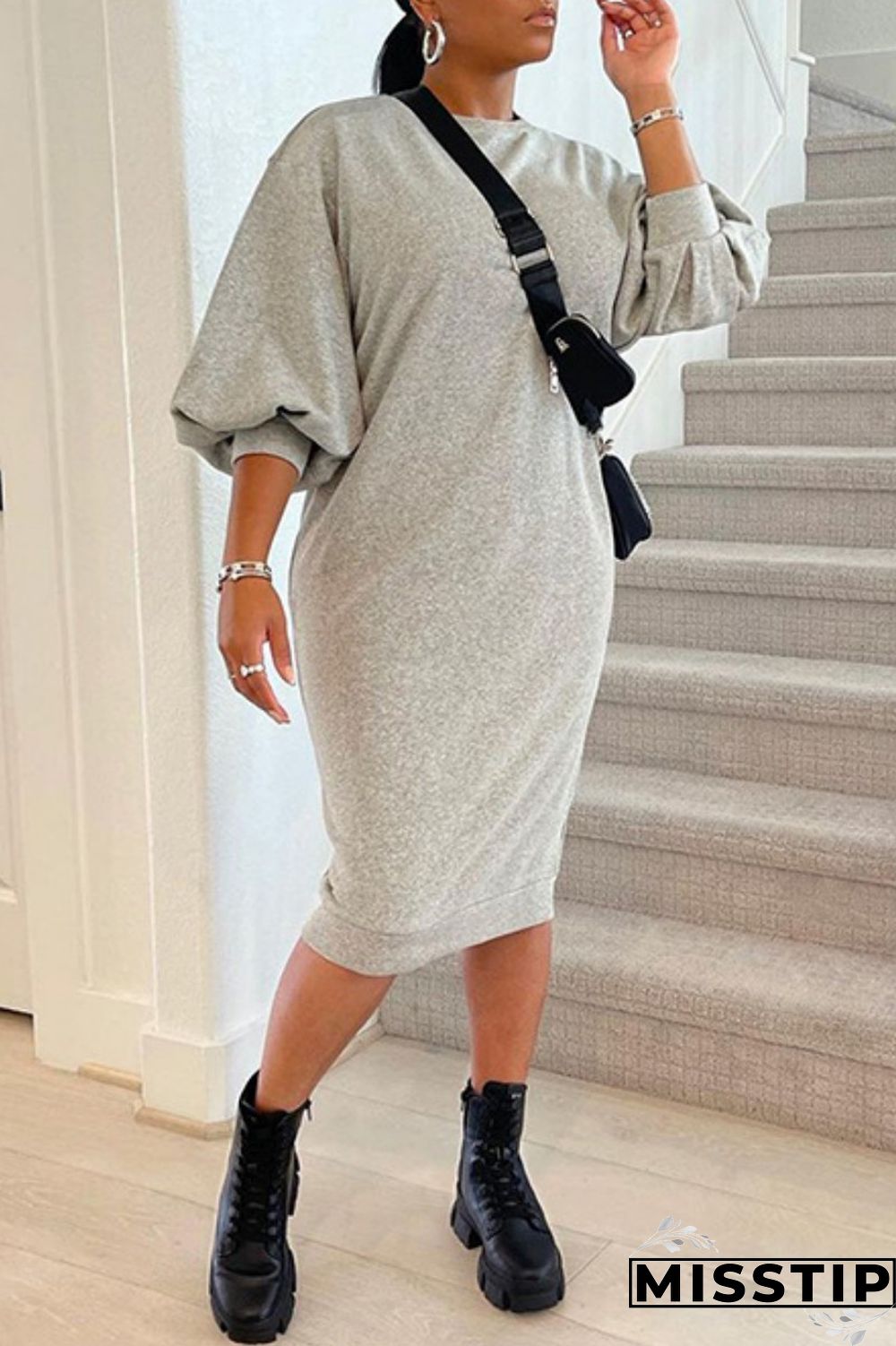 Brown Casual Solid Basic O Neck Long Sleeve Dresses