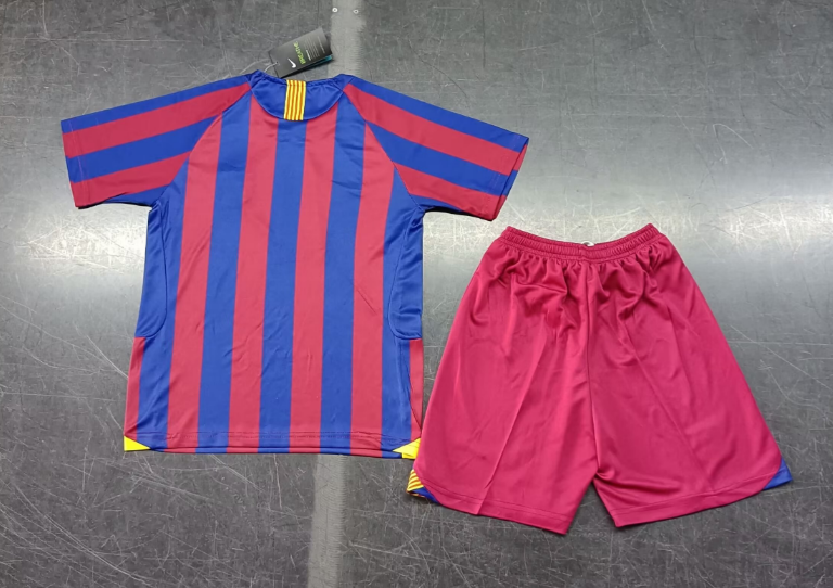 Retro 05/06 Barcelona Home Kids Kit Football Jersey Thai Quality