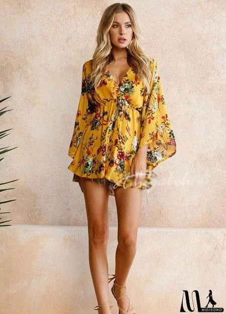 MidiSono - Deep V Neck Floral Print Half Sleeve Romper
