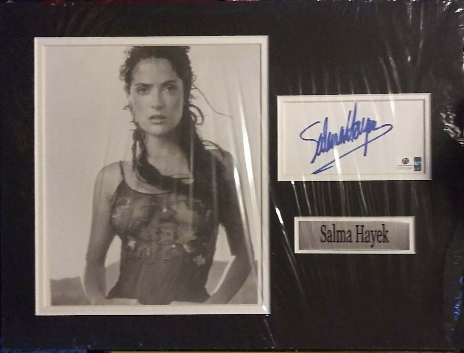 Salma Hayek signed 8x10 COA GAI