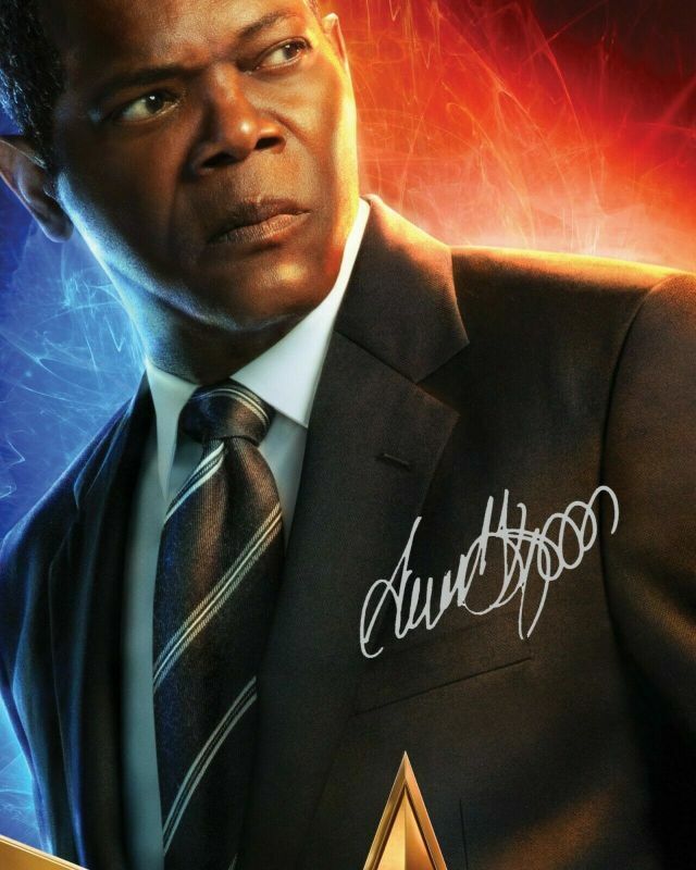 Samuel L Jackson - Nick Fury - The Avengers Autograph Signed Photo Poster painting Print