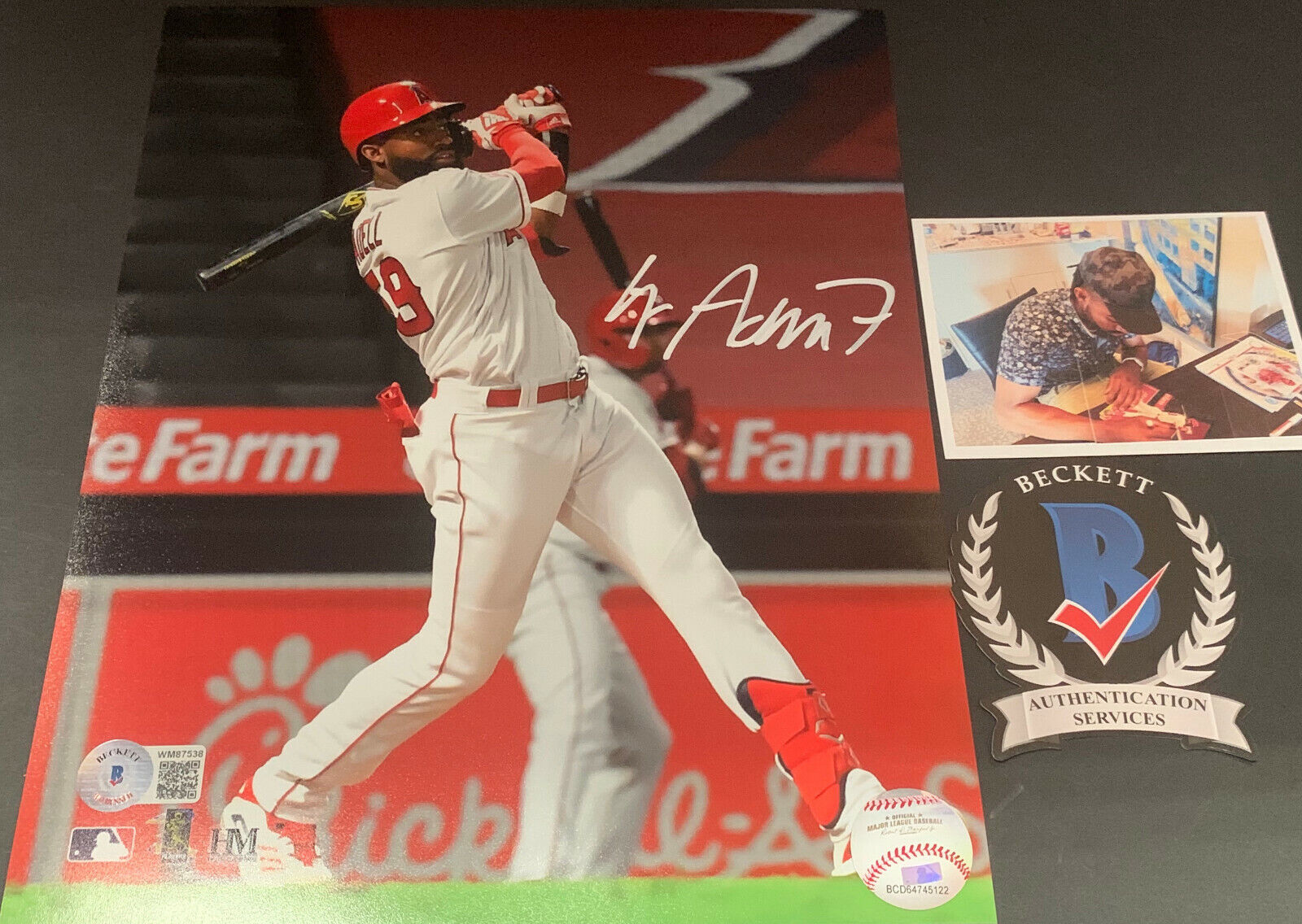 Jo Adell Los Angeles Angels Auto Signed 8x10 Photo Poster painting Beckett WITNESS COA .