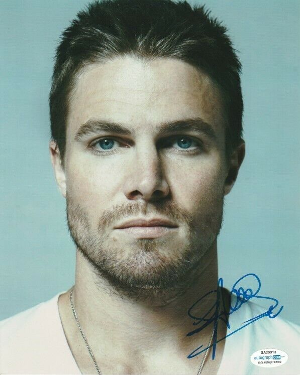 STEPHEN AMELL SIGNED ARROW 8x10 Photo Poster painting #1 OLIVER QUEEN HEELS ACOA COA