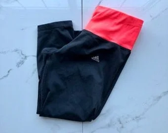 Pornhint Adidas | leggings | knee crop | two-tone