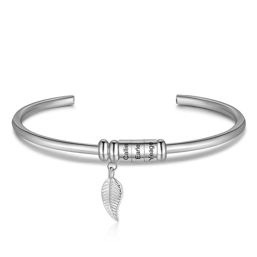Kreisanhänger-Armreif mit Blatt und personalisierten Beads mit 3 Namen n3 Kettenmachen