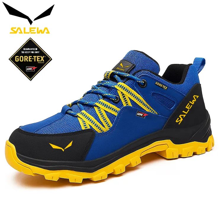 Buty trekkingowe SALEWA&reg; wykonane są z wodoodpornego i oddychającego materiału.