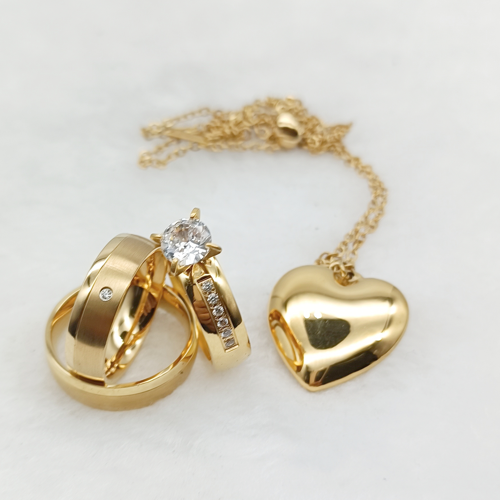 Wonderful 18k Gold Plated Ladies Wedding Rings Engagement Valentine's Day Pendant Couple Bridal Sets bague alian&ccedil;as an&eacute;is anel a