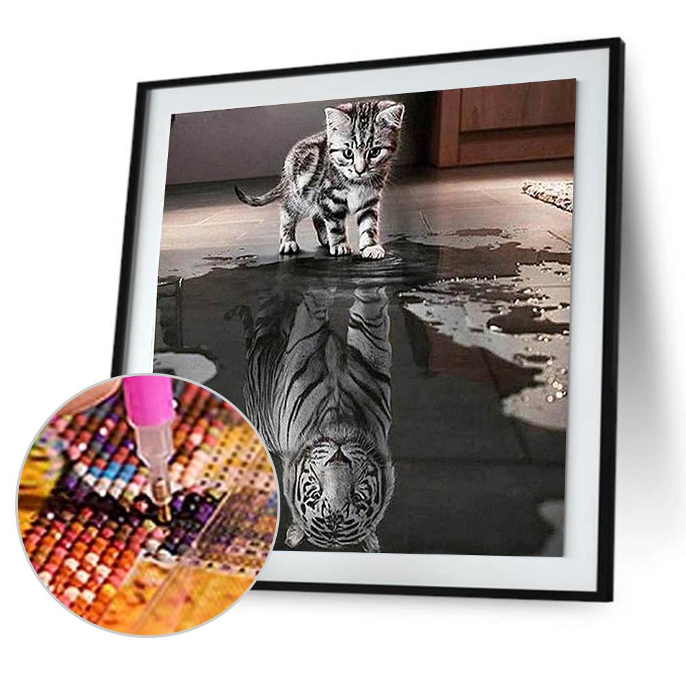 

30*30CM Round Drill Diamond Painting-Cat Tiger, 501 Original