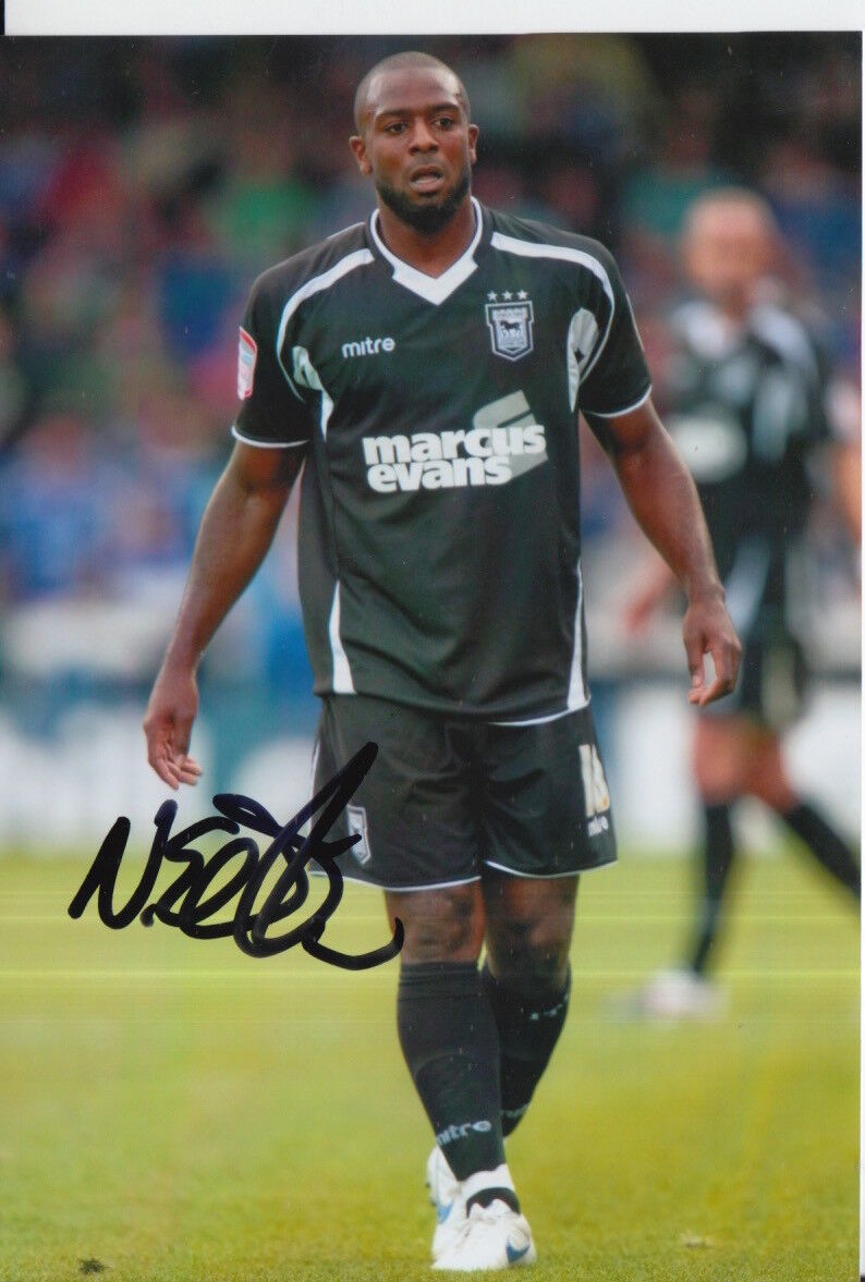 IPSWICH TOWN HAND SIGNED NATHAN ELLINGTON 6X4 Photo Poster painting 1.