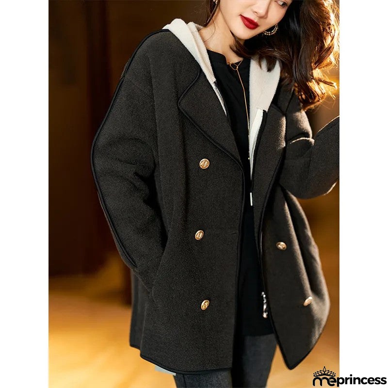 Fashionable and Minimalist winter Jacket