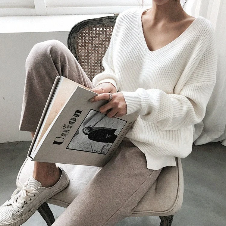 Loose and Over-sized Winter Knitted Sweater