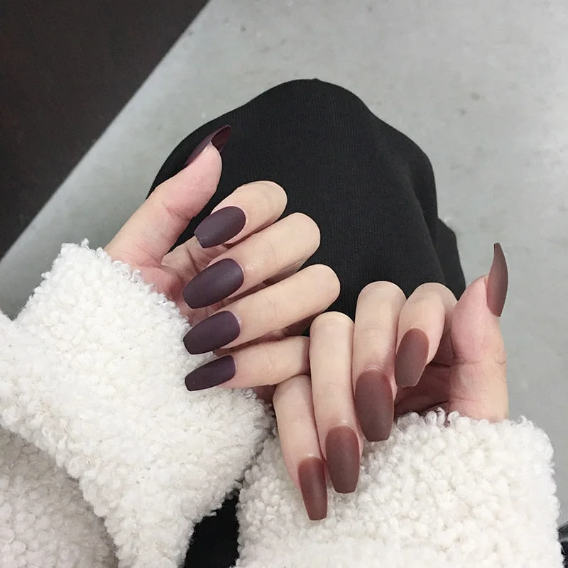 24Pcs Europe and the United State Beam ballerina fake press on nails Long Round Head Khaki matt fake nails with glue for girls-Nail Inspo