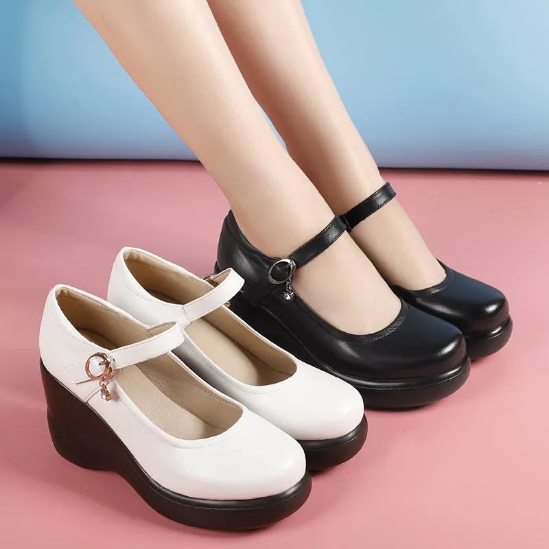 Breakj Breakj Head 8CM High-Slope And Waterproof Table Single Shoe Round Head Buckle Loose Cake Thick-Soled Mother Shoes Flat Bottom Shallow Women's Shoes