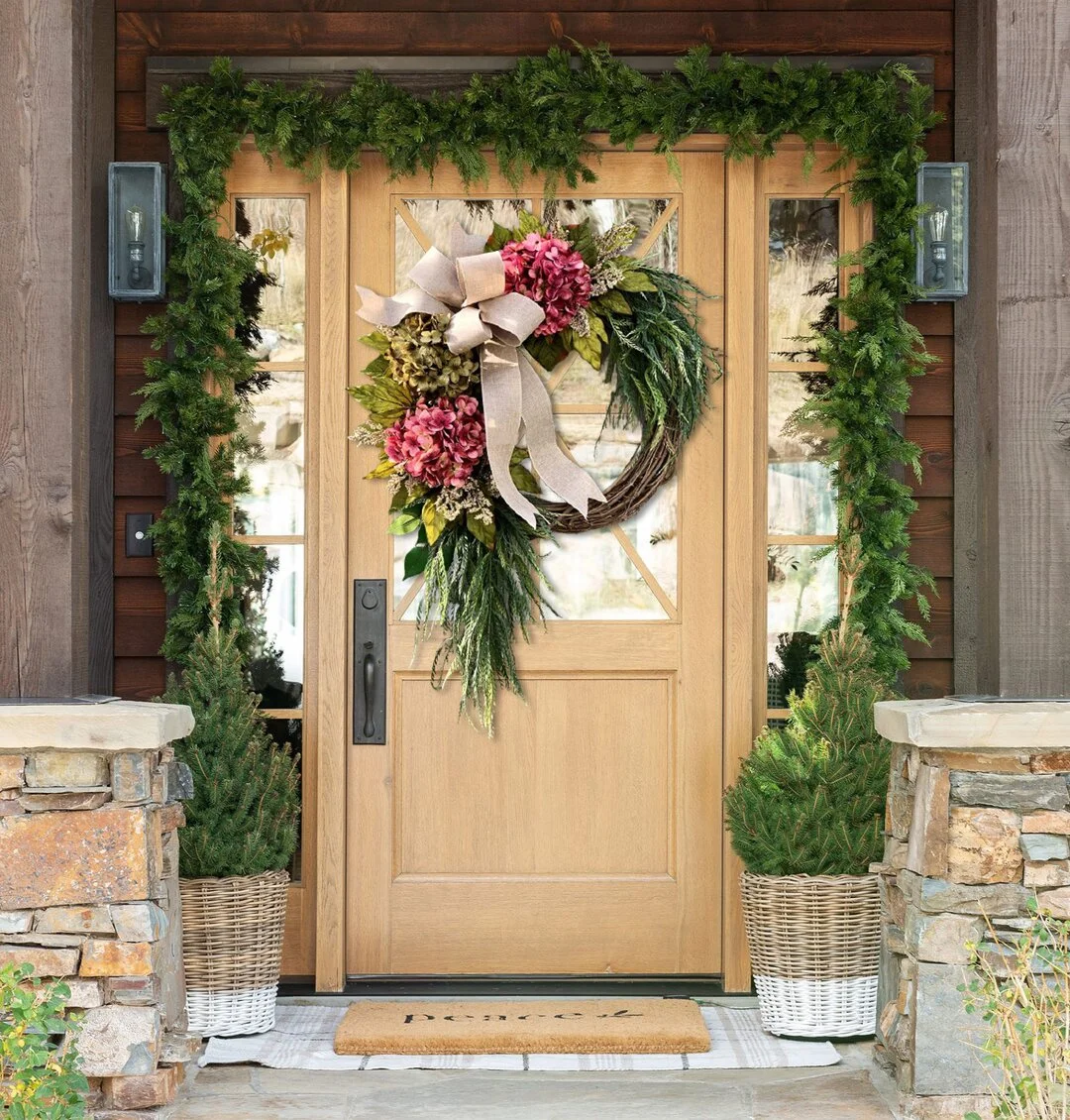 - Blushing Blooms: A Delicate Pink Hydrangea Wreath