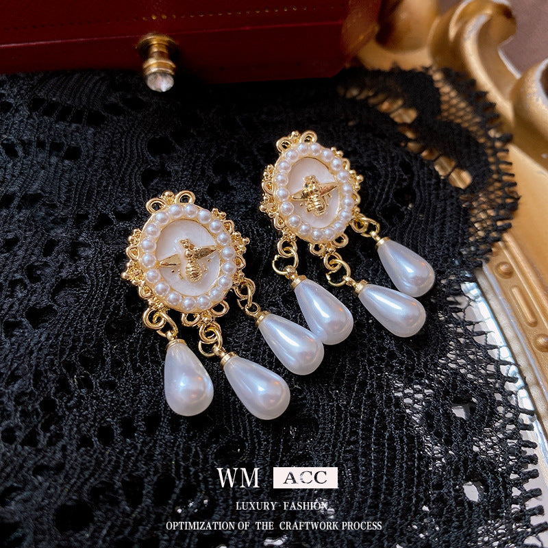 Medieval Droplet Pearl Geometric Alloy Electroplating Earrings