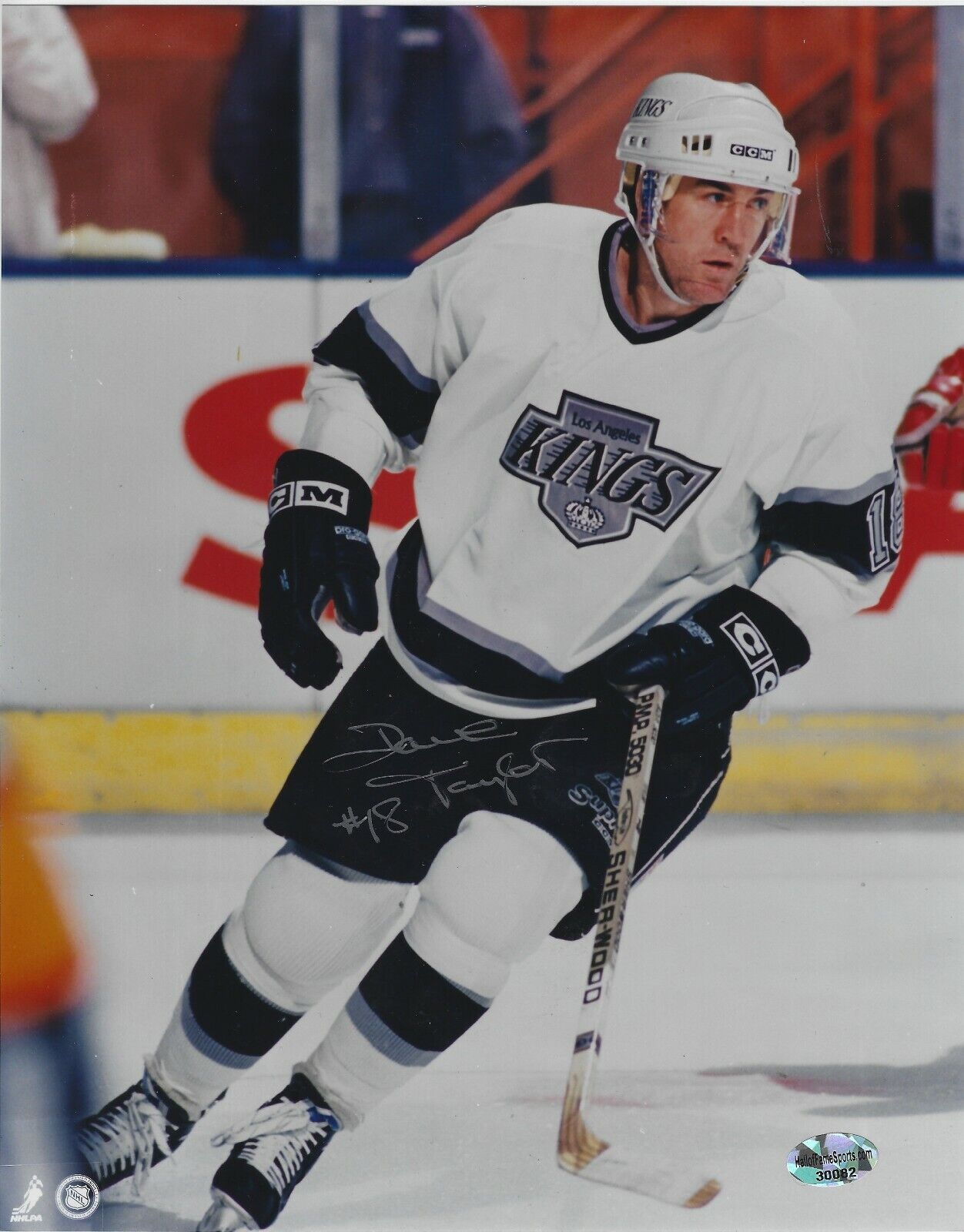 Signed 8x10 DAVE TAYLOR Los Angeles Kings Autographed Photo Poster painting - COA