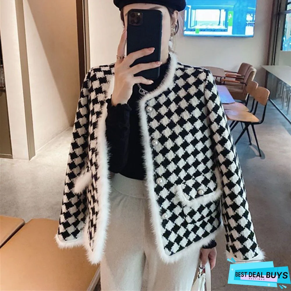 Female Leisure Black and White Plaid Coat Wool Coat