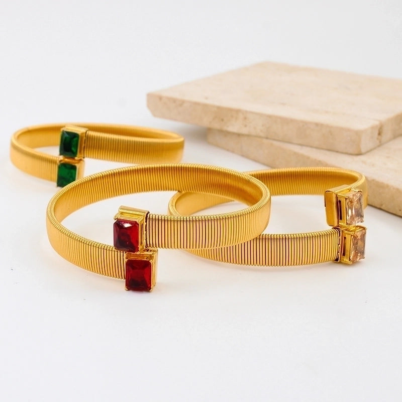 Vintage Style Vacation Solid Color 304 Stainless Steel 18K Gold Plated Zircon Bangle In Bulk3