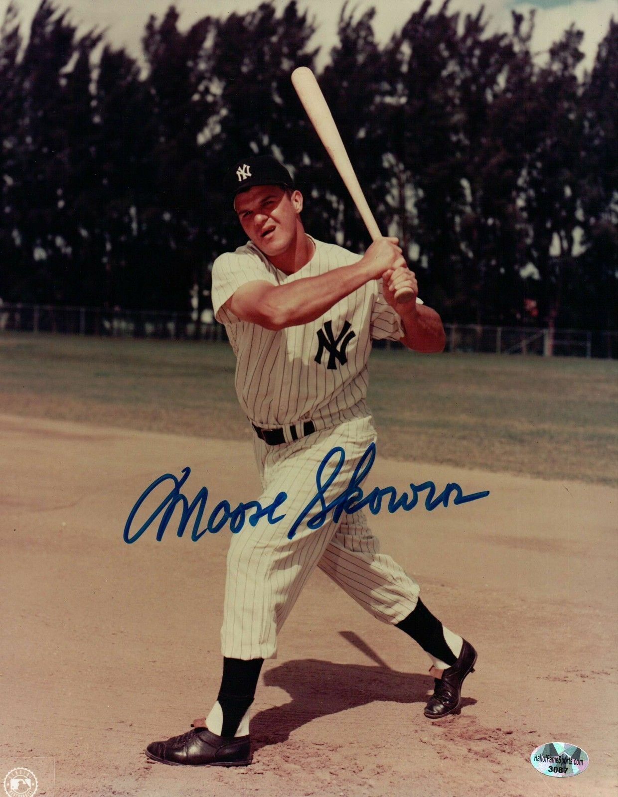 Bill Moose Skowron Signed 8X10 Photo Poster painting Autograph Yankees Swing on Field Auto w/COA