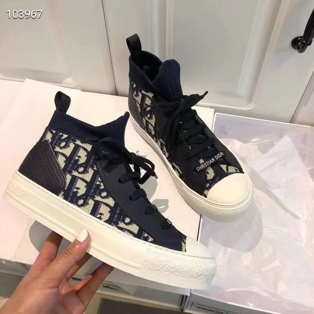 2022 Autumn and Winter New Elastic Fabric Knitted Sock Shoes Letter D Presbyopic Canvas Shoes High Top Casual Sports Skate Shoes